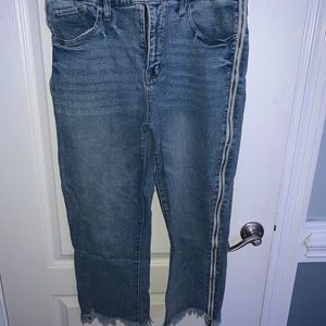 Jeans with Zippers on sides!